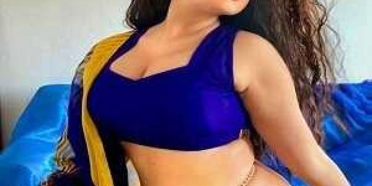 Mrinalini Delhi Escort Girl for Adult Fun