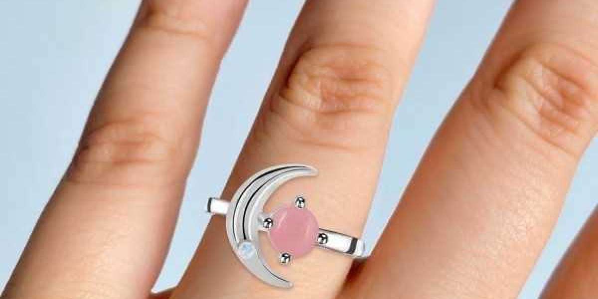 The Beautiful & Glimmer Pink Opal Ring For Women