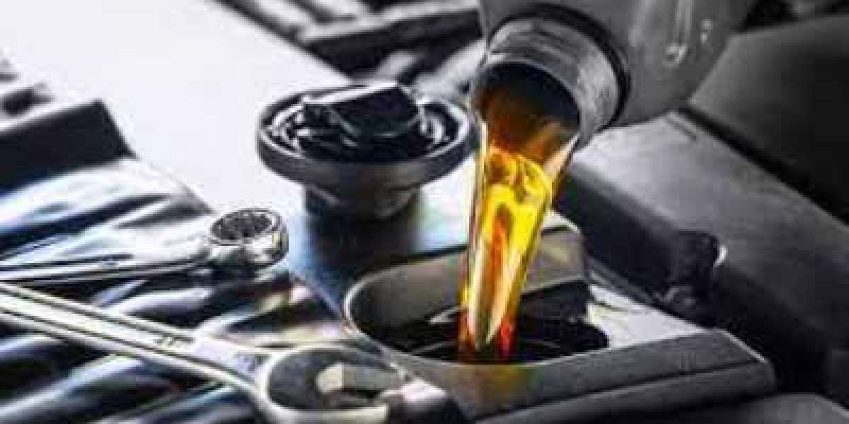 Vehicle Lubricating Oil Market Size Growing at 4.1% CAGR Set to Reach USD 90.32 Billion By 2028